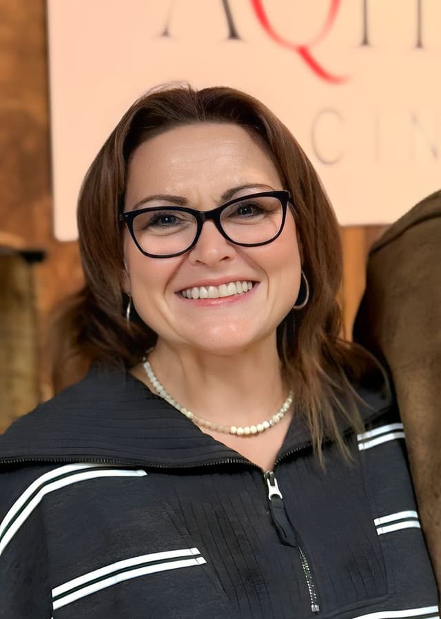 Leann Noguera, Vice-President of Operations and General Manager